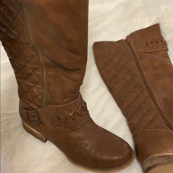 NWOT Not Rated Boots - Picture 4 of 5